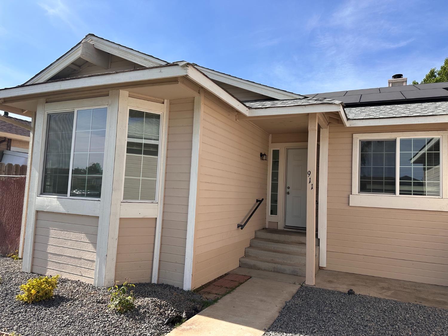 911 Toro Lane Lathrop, CA 95330 - Photo 5 of 36