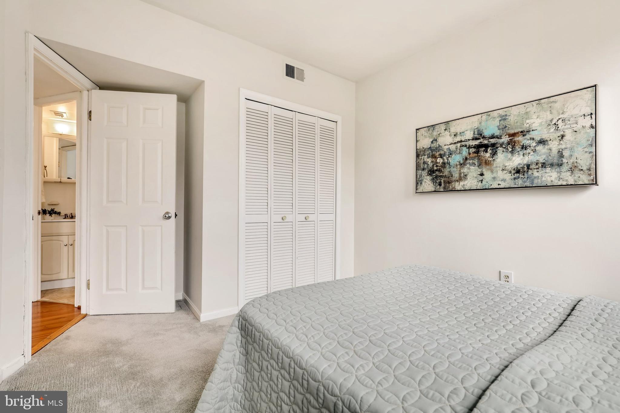 1421 Columbia Road Northwest, Unit 301 Washington, DC 20009 - Photo 18 of 30 Gallery Image 18
