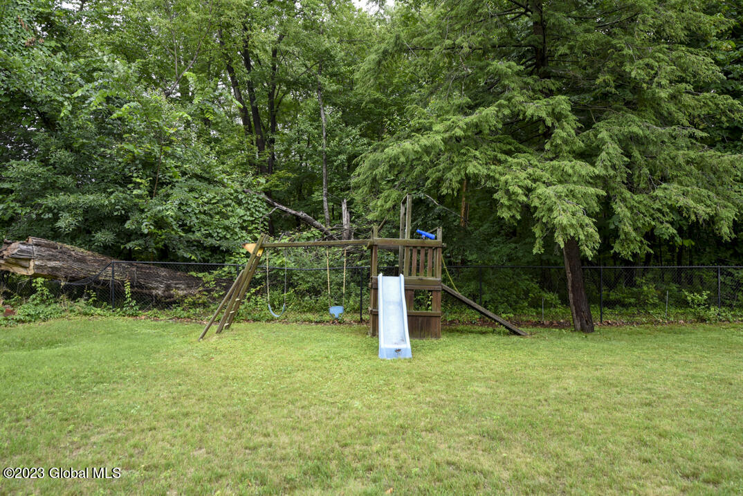 964 Watervliet Shaker Road Colonie, NY 12205 - Photo 20 of 21 _REN3189