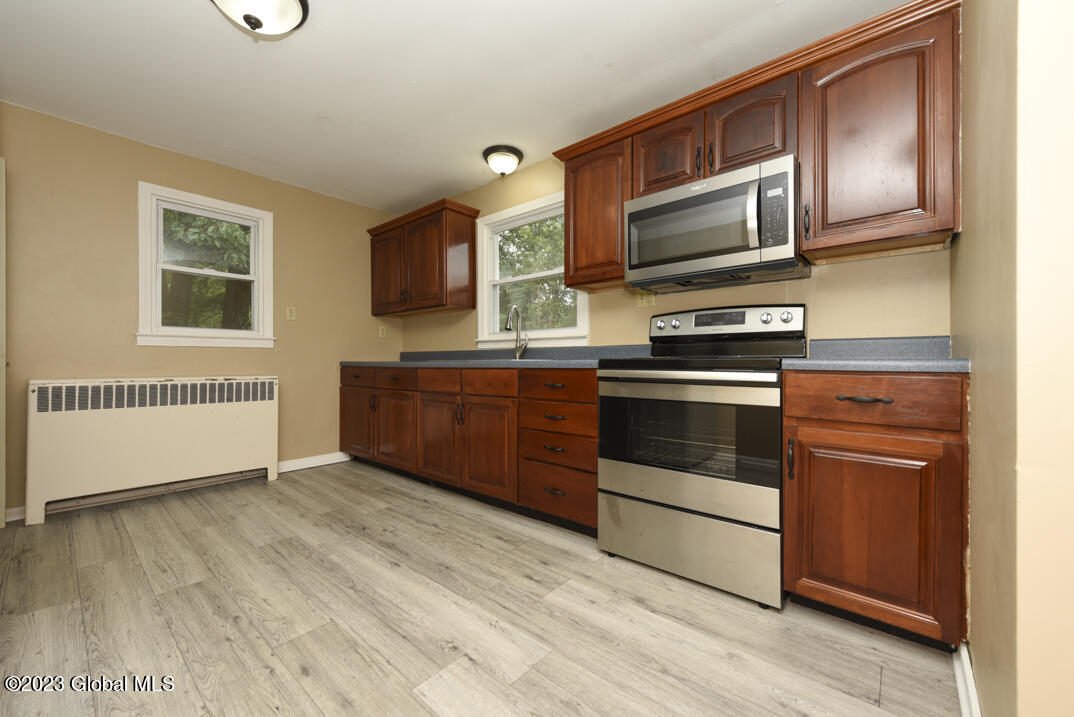 964 Watervliet Shaker Road Colonie, NY 12205 - Photo 5 of 21 _REN3206
