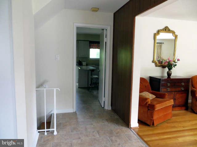 1204 North Belgrade Road Silver Spring, MD 20902 - Photo 11 of 25 Interior (General)