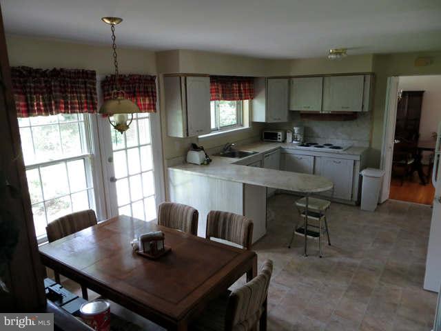 1204 North Belgrade Road Silver Spring, MD 20902 - Photo 3 of 25 Kitchen