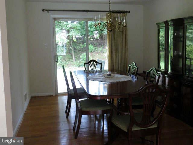 1204 North Belgrade Road Silver Spring, MD 20902 - Photo 4 of 25 Dining Room