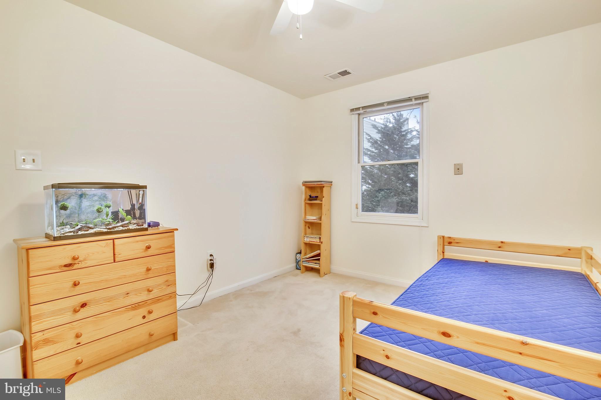 717 Sonata Way Silver Spring, MD 20901 - Photo 20 of 29 Bedroom