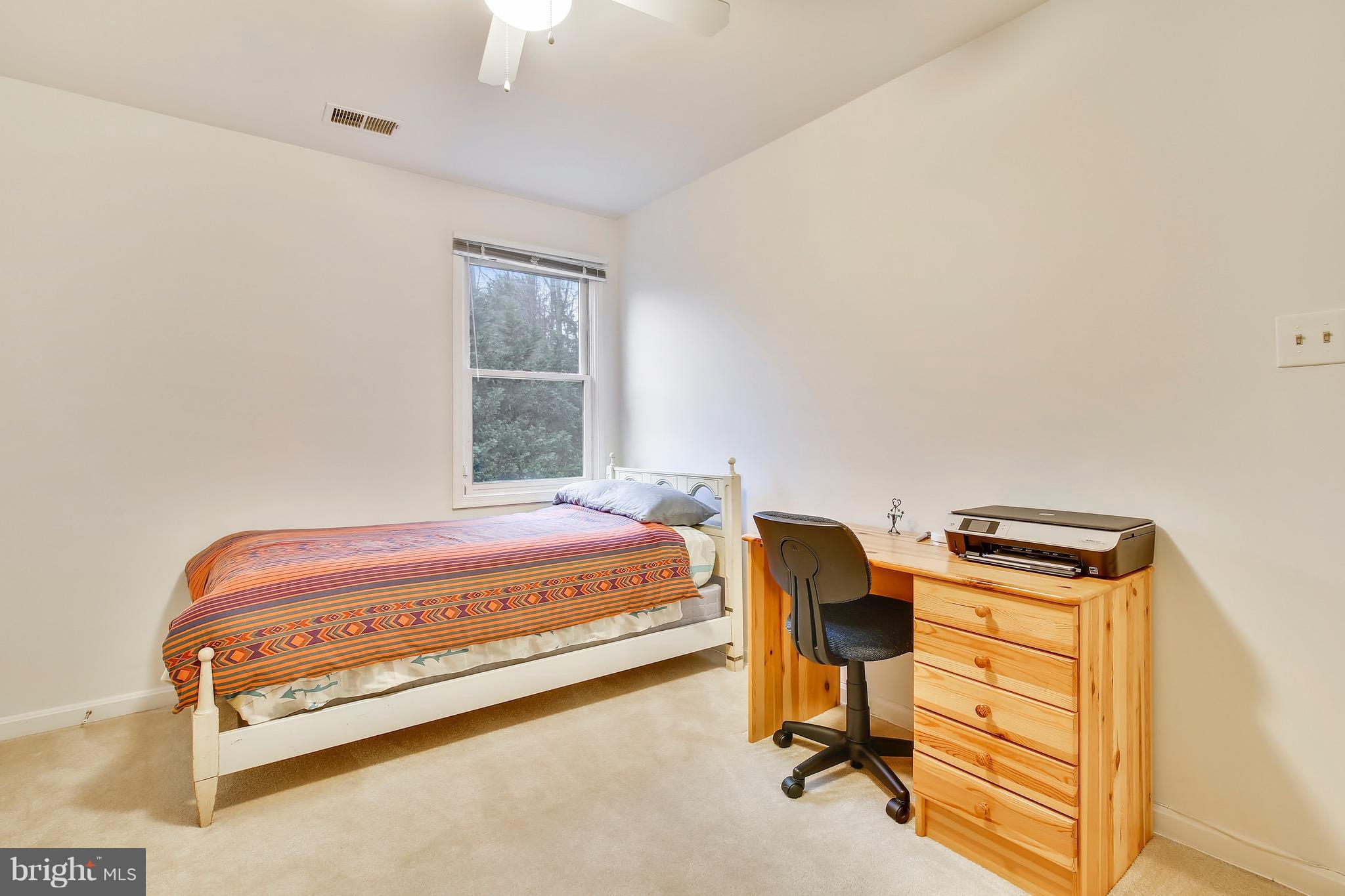 717 Sonata Way Silver Spring, MD 20901 - Photo 22 of 29 Bedroom
