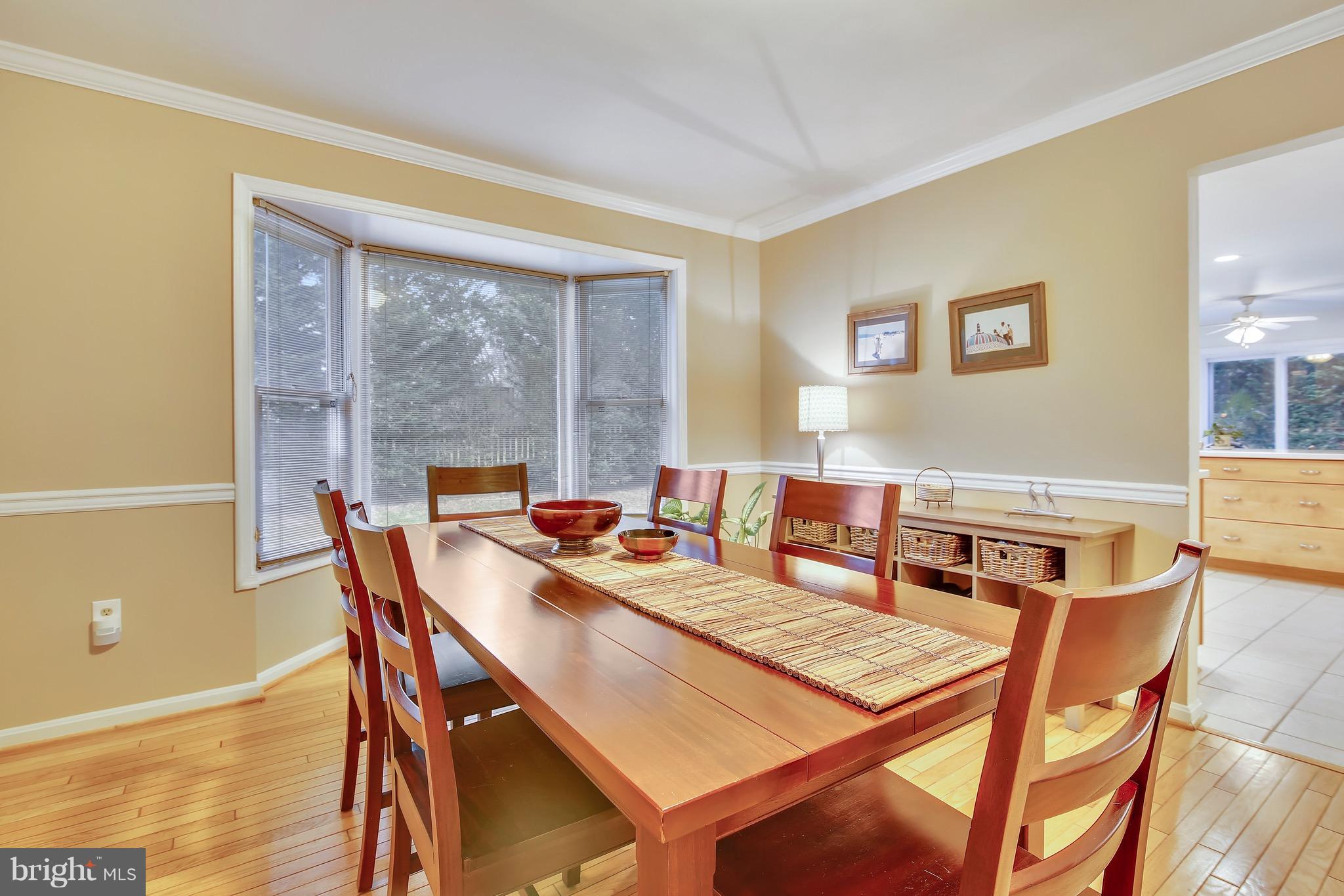 717 Sonata Way Silver Spring, MD 20901 - Photo 10 of 29 Dining Room