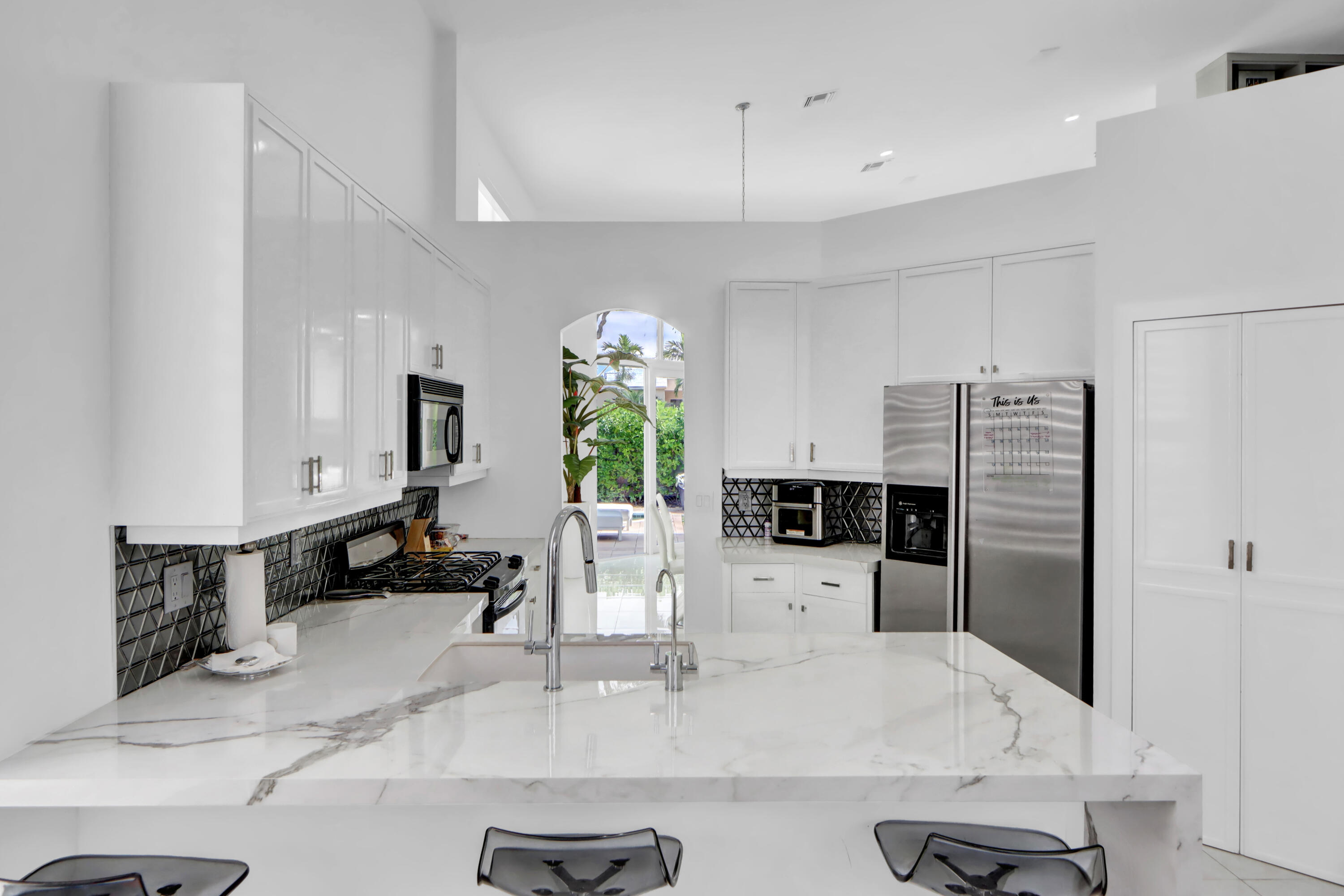 6568 Northwest 42nd Way Boca Raton, FL 33496 - Photo 7 of 38 Kitchen - 2