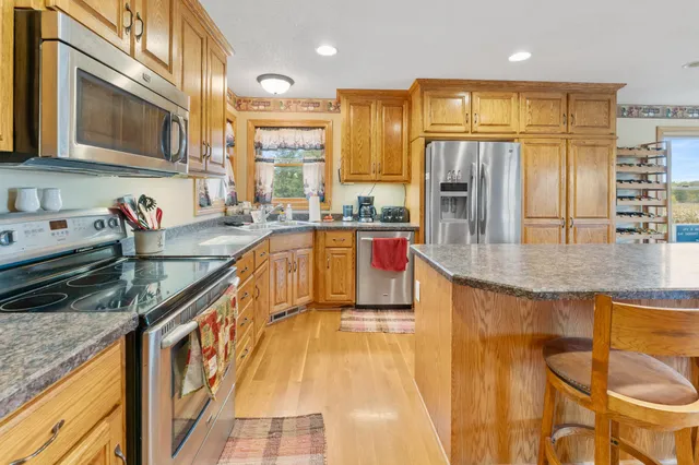 $549,900 | 19624 Brook Park Road, Pine City, MN 55063