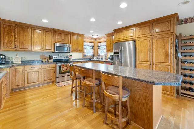 $549,900 | 19624 Brook Park Road, Pine City, MN 55063