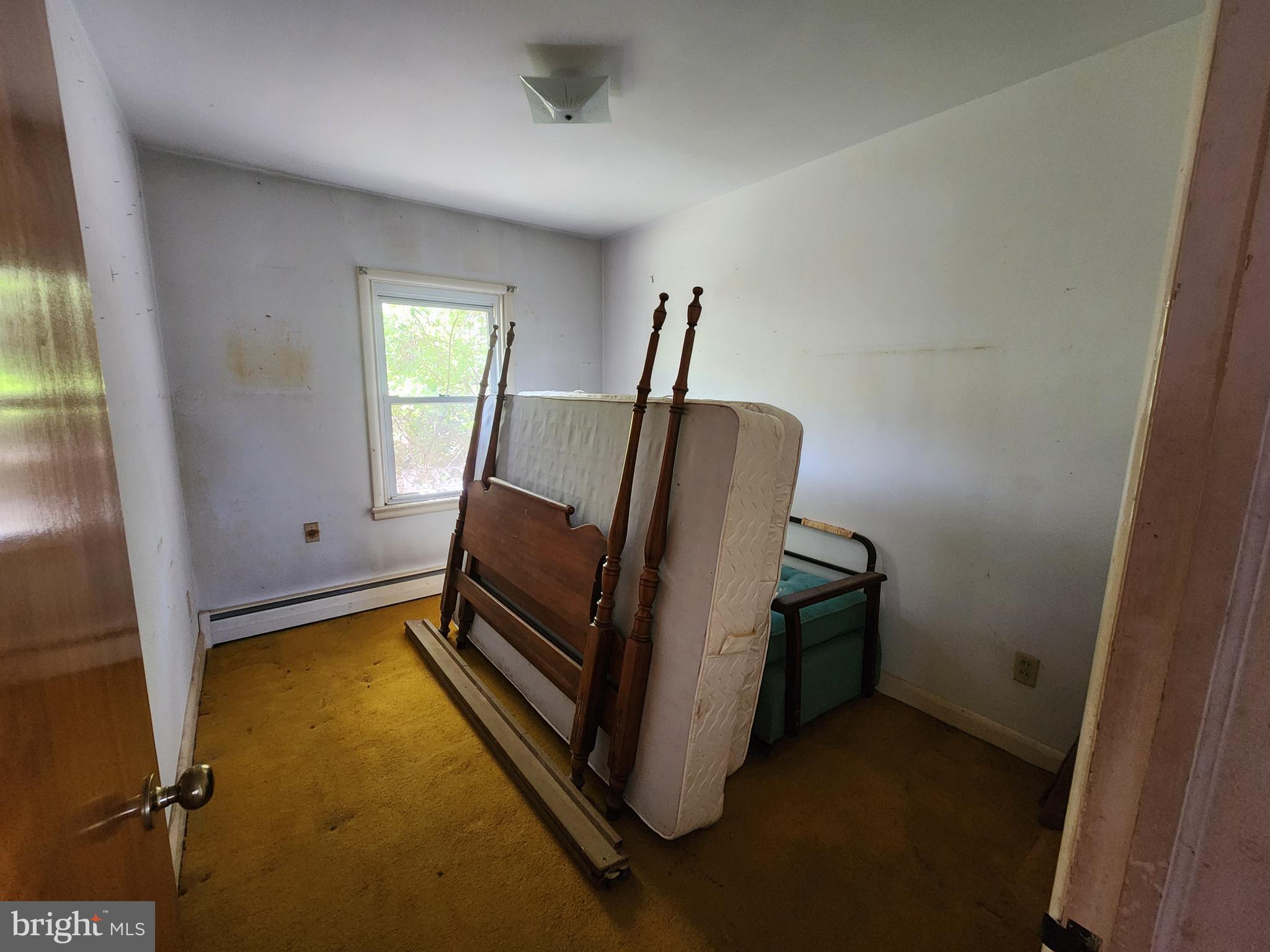 404 West Pearl Street Rising Sun, MD 21911 - Photo 7 of 7 a view of a hallway with windows