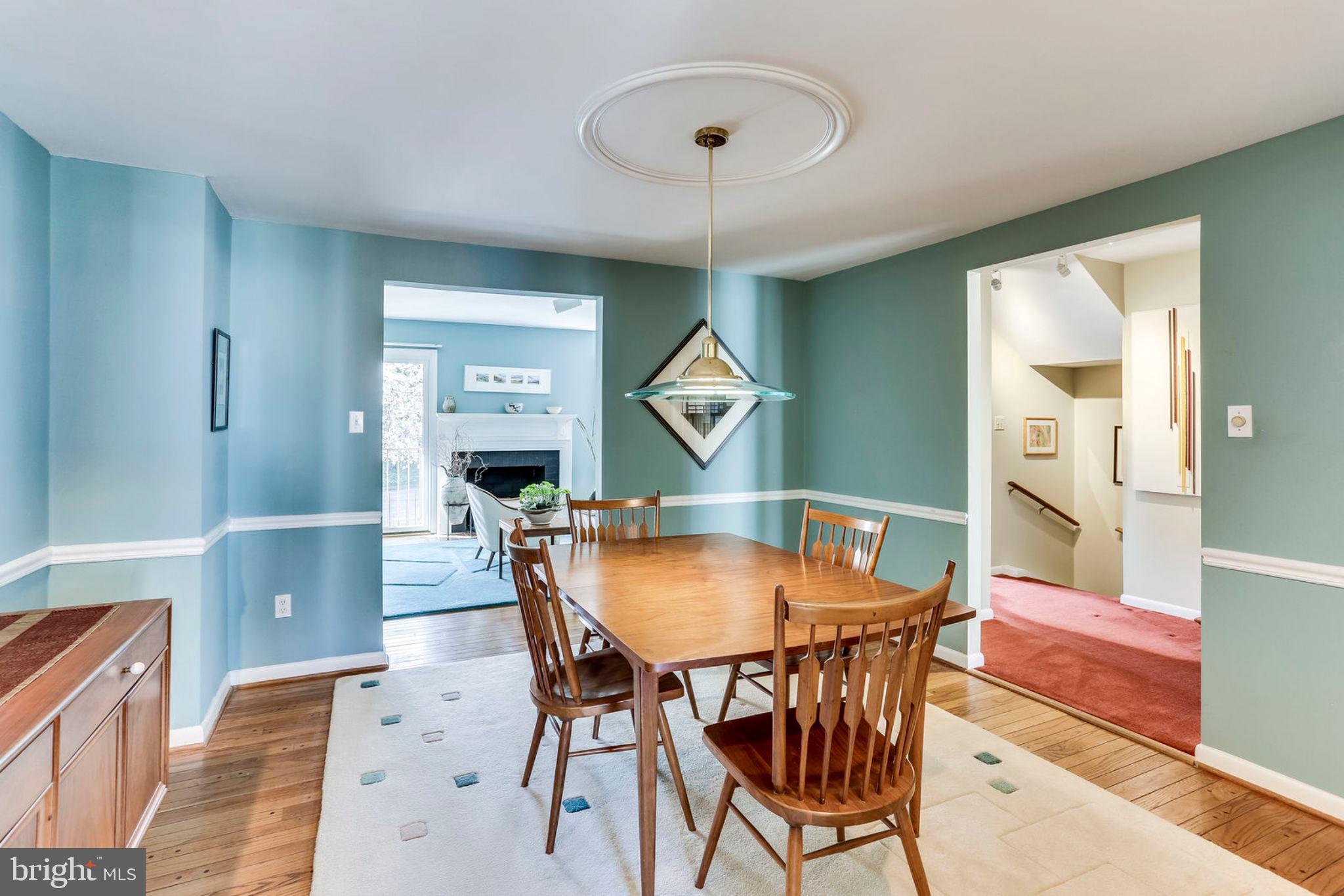 2102 Military Road Arlington, VA 22207 - Photo 15 of 40 Dining is off of LR and Kitchen