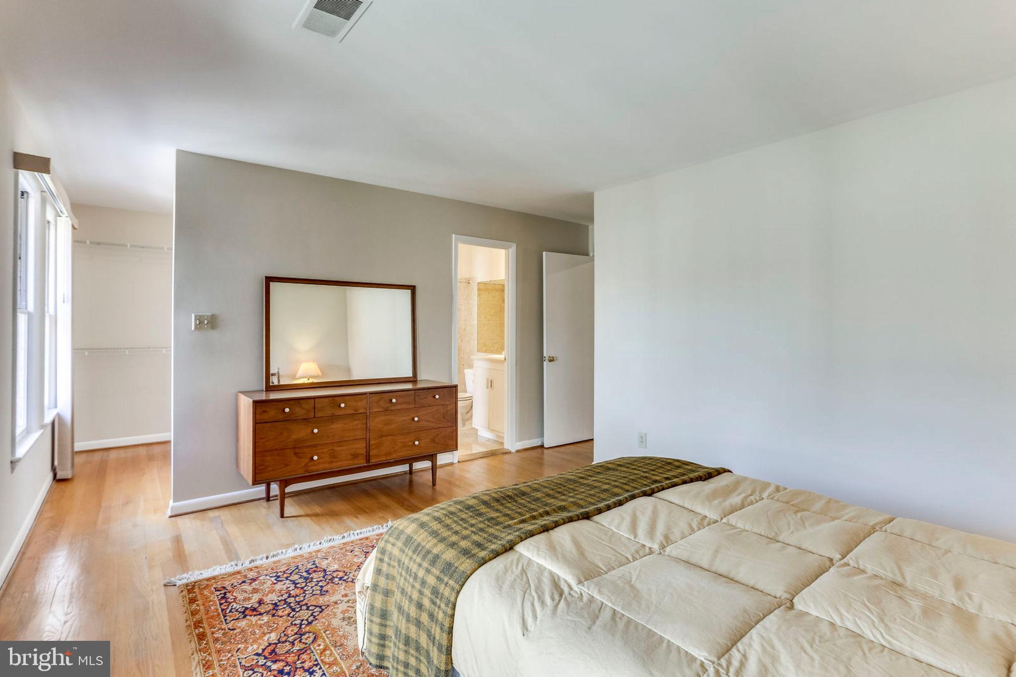 2102 Military Road Arlington, VA 22207 - Photo 24 of 40 3rd Level Master Bedroom