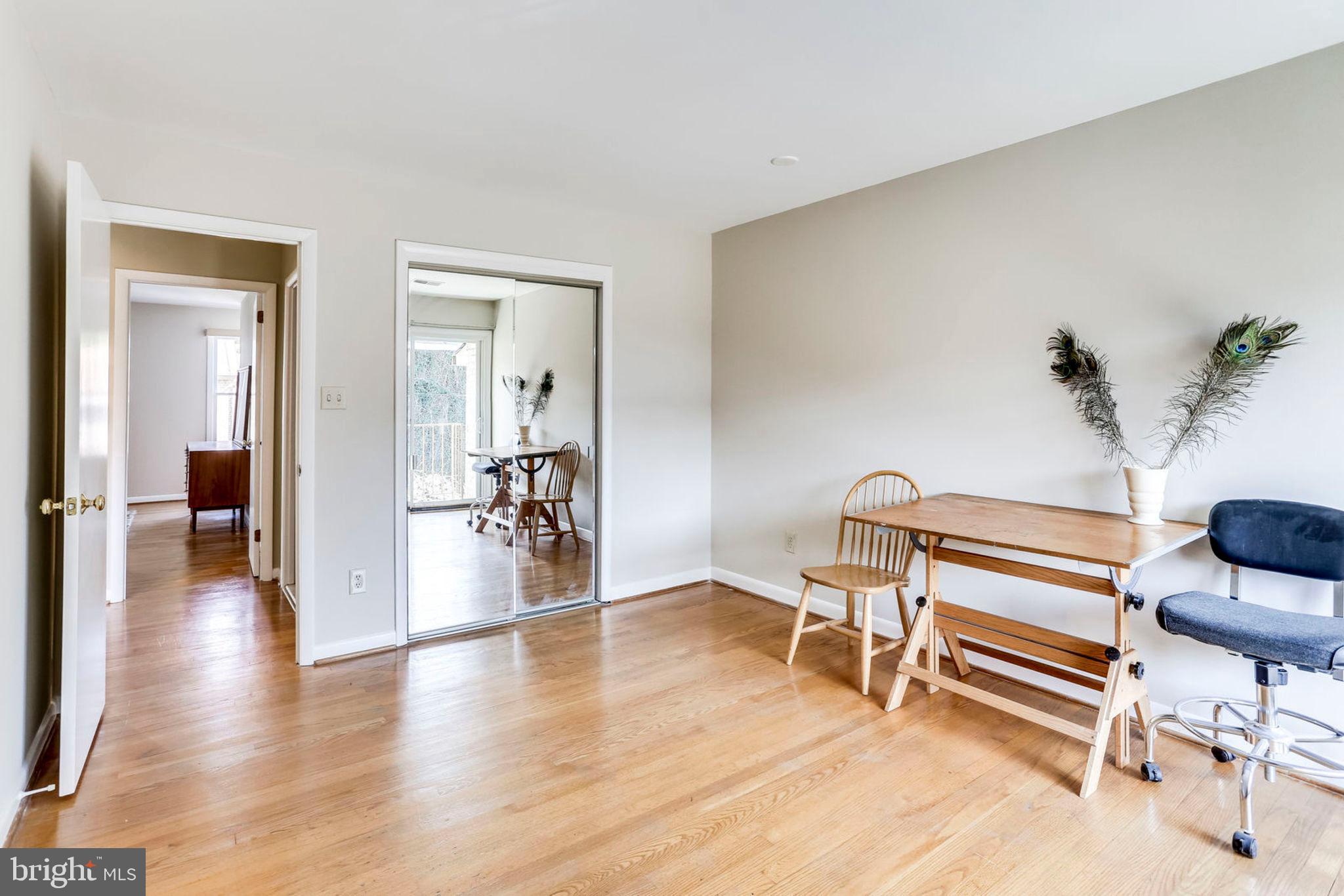 2102 Military Road Arlington, VA 22207 - Photo 29 of 40 Beautiful Wood Floors