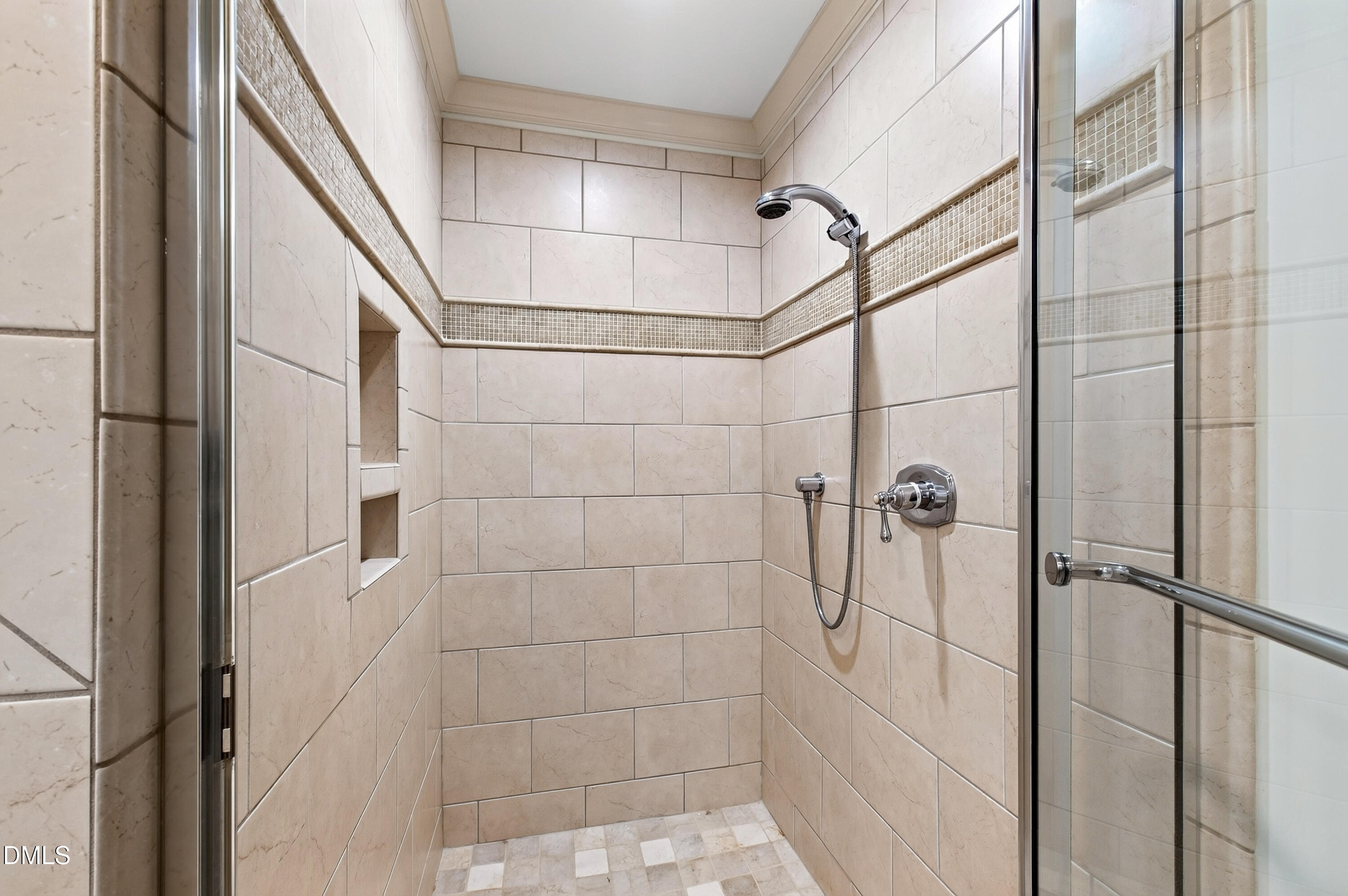 2709 Webb Street Raleigh, NC 27609 - Photo 25 of 63 Webb (30)