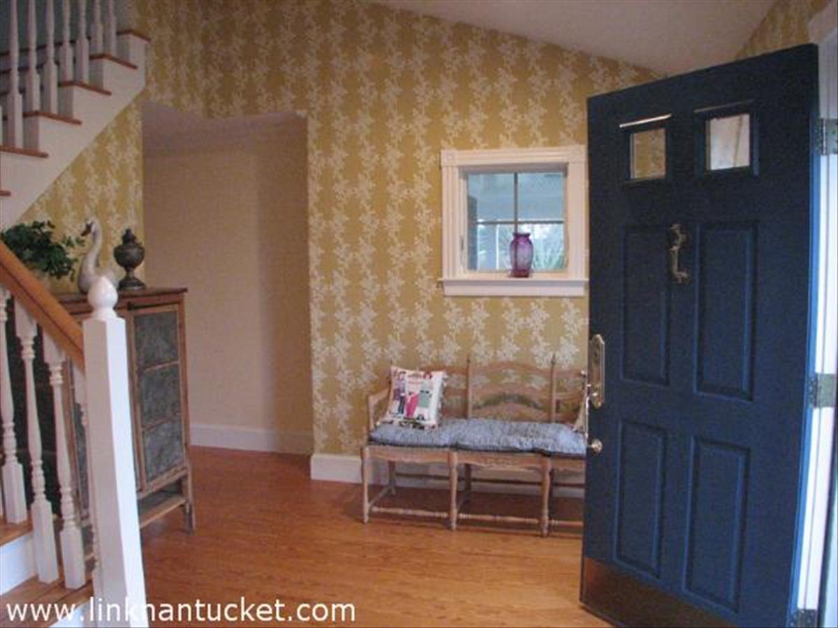8 Deacon's Way Nantucket, MA 02554 - Photo 5 of 23 Gallery Image 5