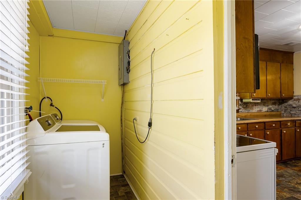 2804 Fox Knob Road Jonesville, NC 28642 - Photo 14 of 26 Large Laundry Room off Kitchen