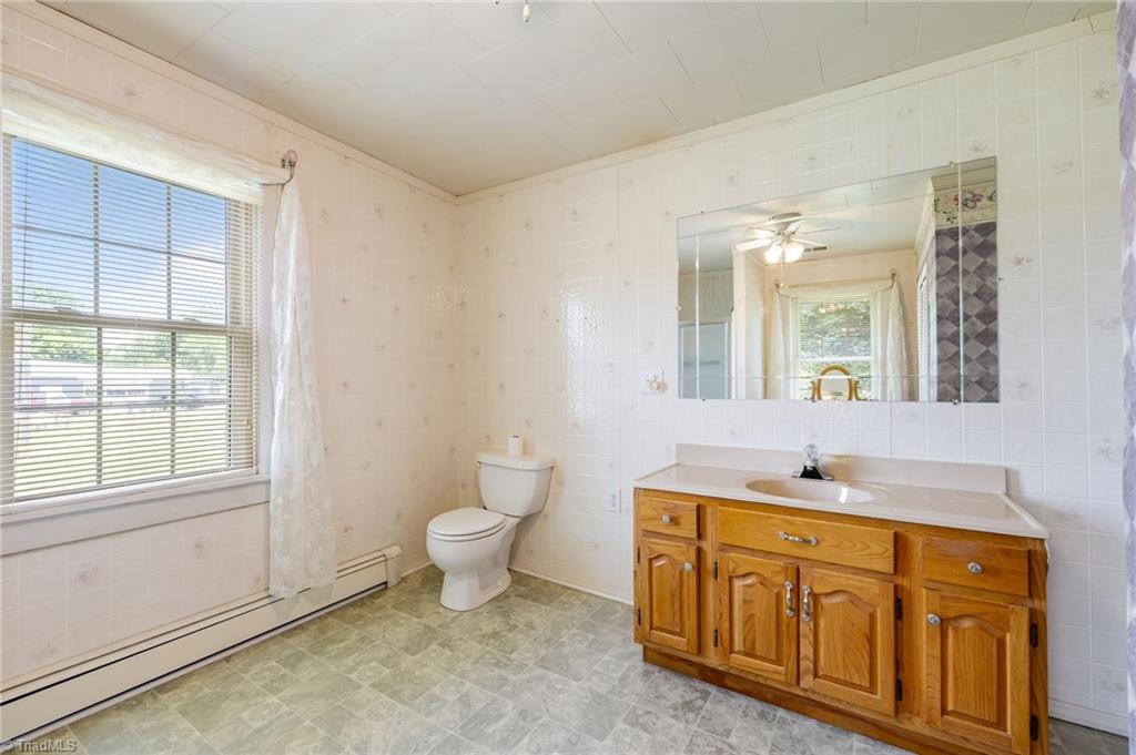 2804 Fox Knob Road Jonesville, NC 28642 - Photo 20 of 26 Bathroom off Primary Bedroom Continued