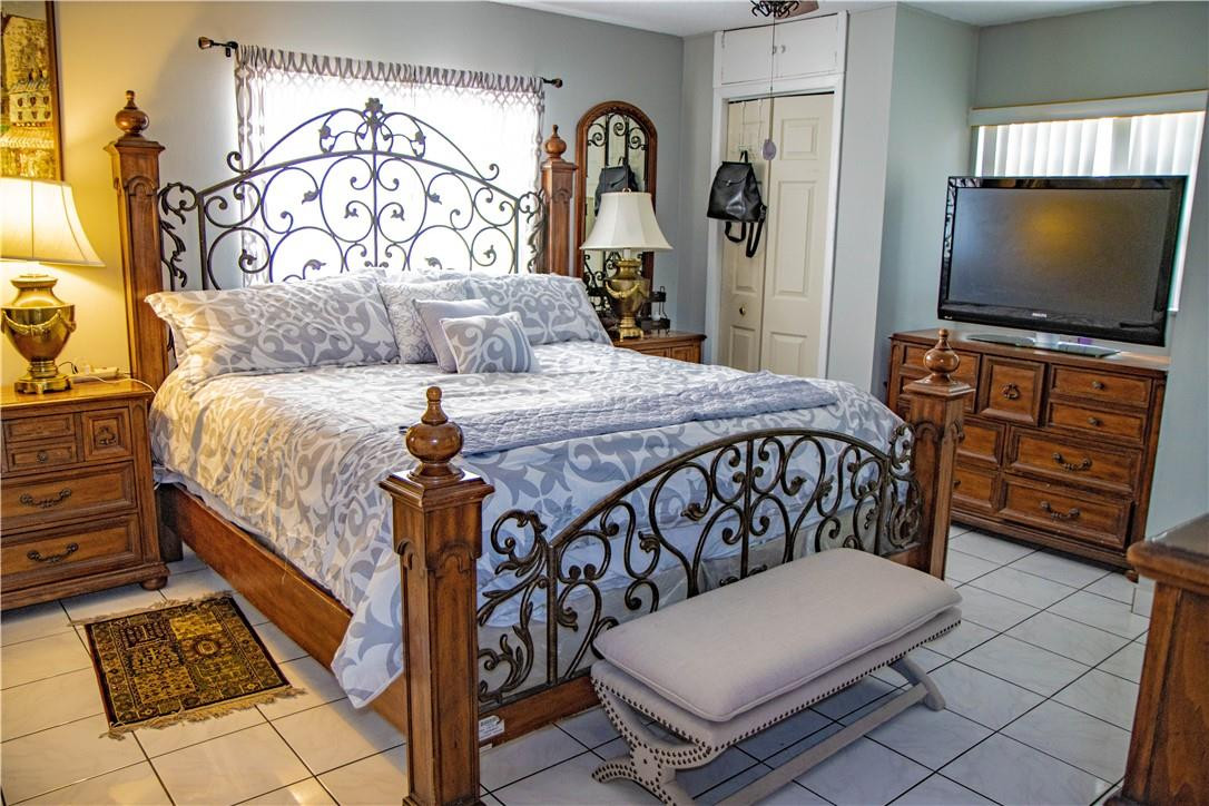 22268 Southwest 66th Avenue Boca Raton, FL 33428 - Photo 9 of 14 Photo 9