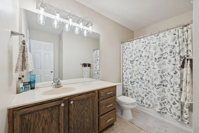 $325,000 | 7087 Merrimac Lane North, Maple Grove, MN 55311