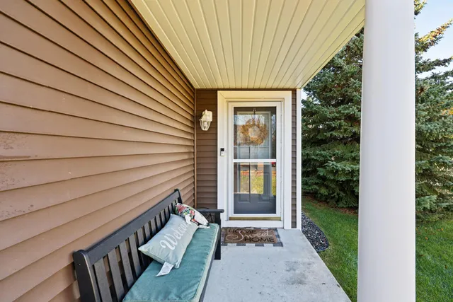 $325,000 | 7087 Merrimac Lane North, Maple Grove, MN 55311