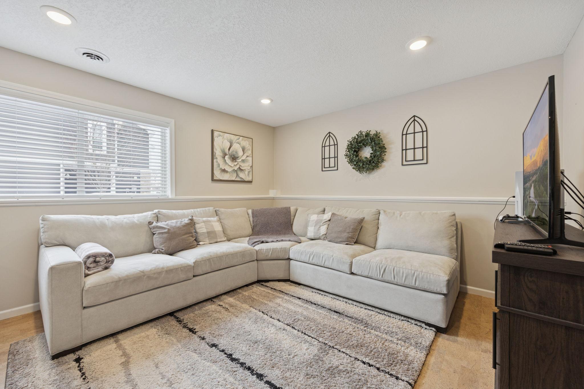 7087 Merrimac Lane North Maple Grove, MN 55311 - Photo 3 of 27