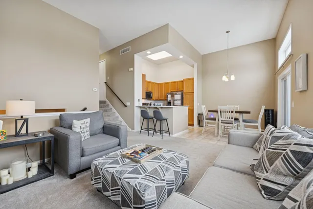 $325,000 | 7087 Merrimac Lane North, Maple Grove, MN 55311