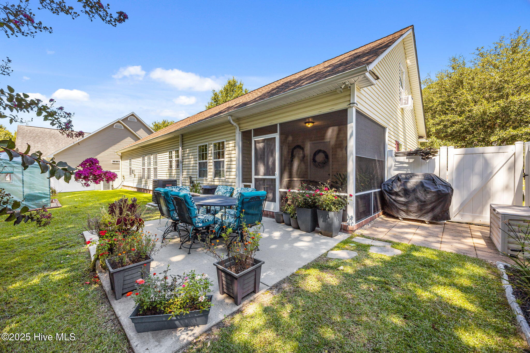 407 Conner Grant Road New Bern, NC 28562 - Photo 41 of 42 11-web-or-mls-0C0A6881