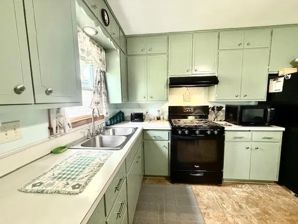 $142,900 | 305 Oak Street, Lucan, MN 56255