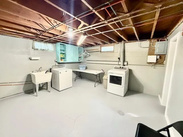 $147,800 | 305 Oak Street, Lucan, MN 56255