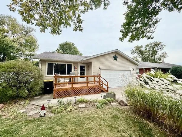 $142,900 | 305 Oak Street, Lucan, MN 56255