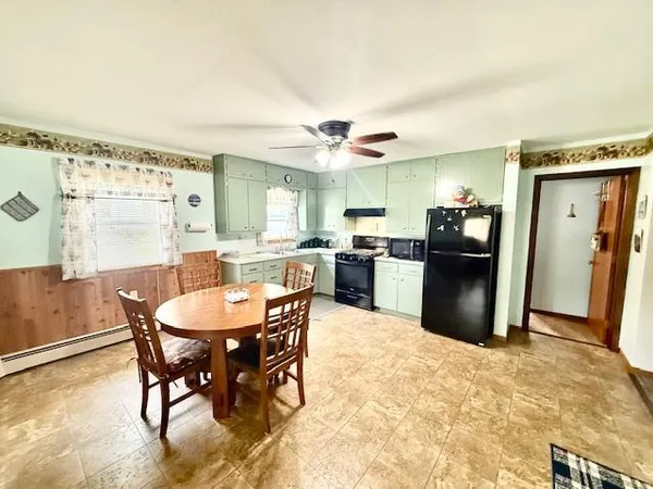 $142,900 | 305 Oak Street, Lucan, MN 56255