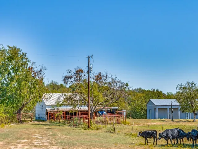$2,000,000 | 9441 Farm To Market Road 1388, Scurry, TX 75158