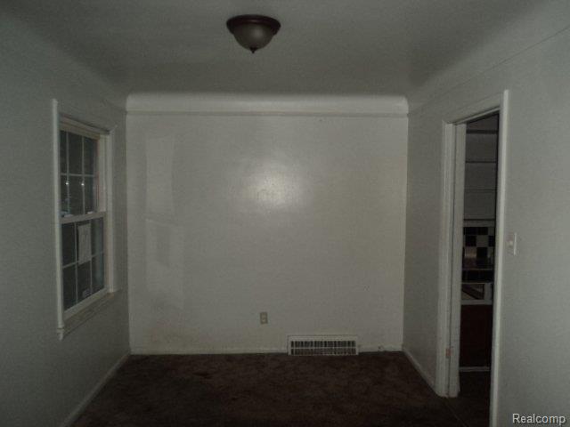 16731 Rutherford Street Detroit, MI 48235 - Photo 10 of 10 261-890856 dining room.JPG