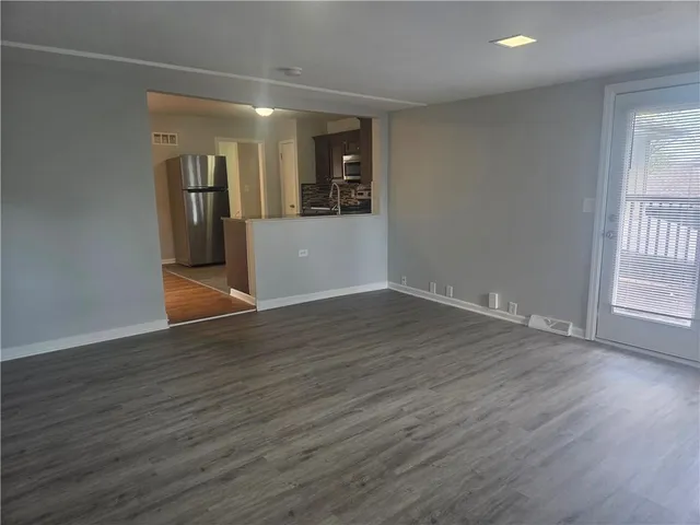 $290,000 | 809 Northeast Mulberry Street, Lee's Summit, MO 64086