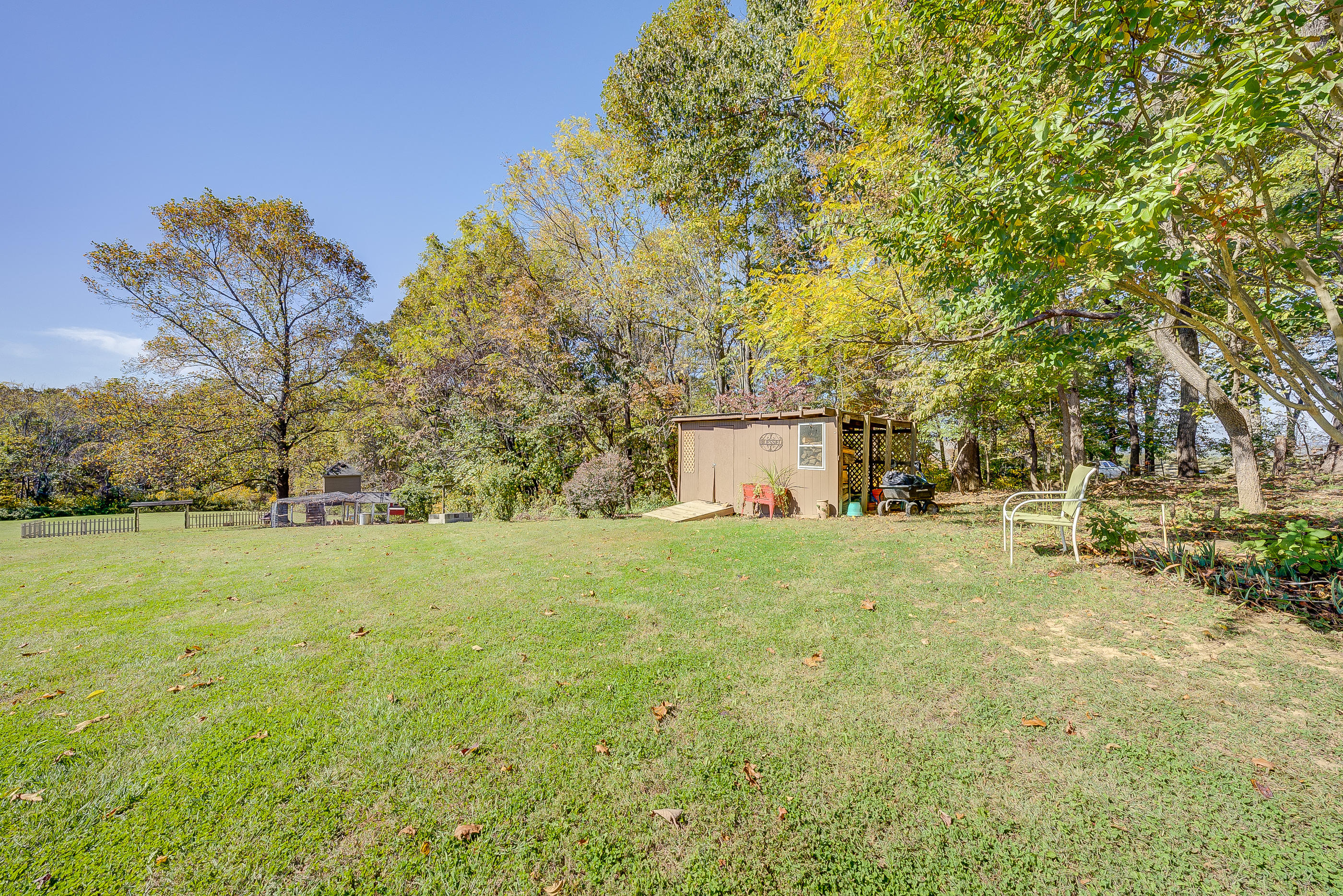 863 Flowing Spring Road Buchanan, VA 24066 - Photo 12 of 29 181