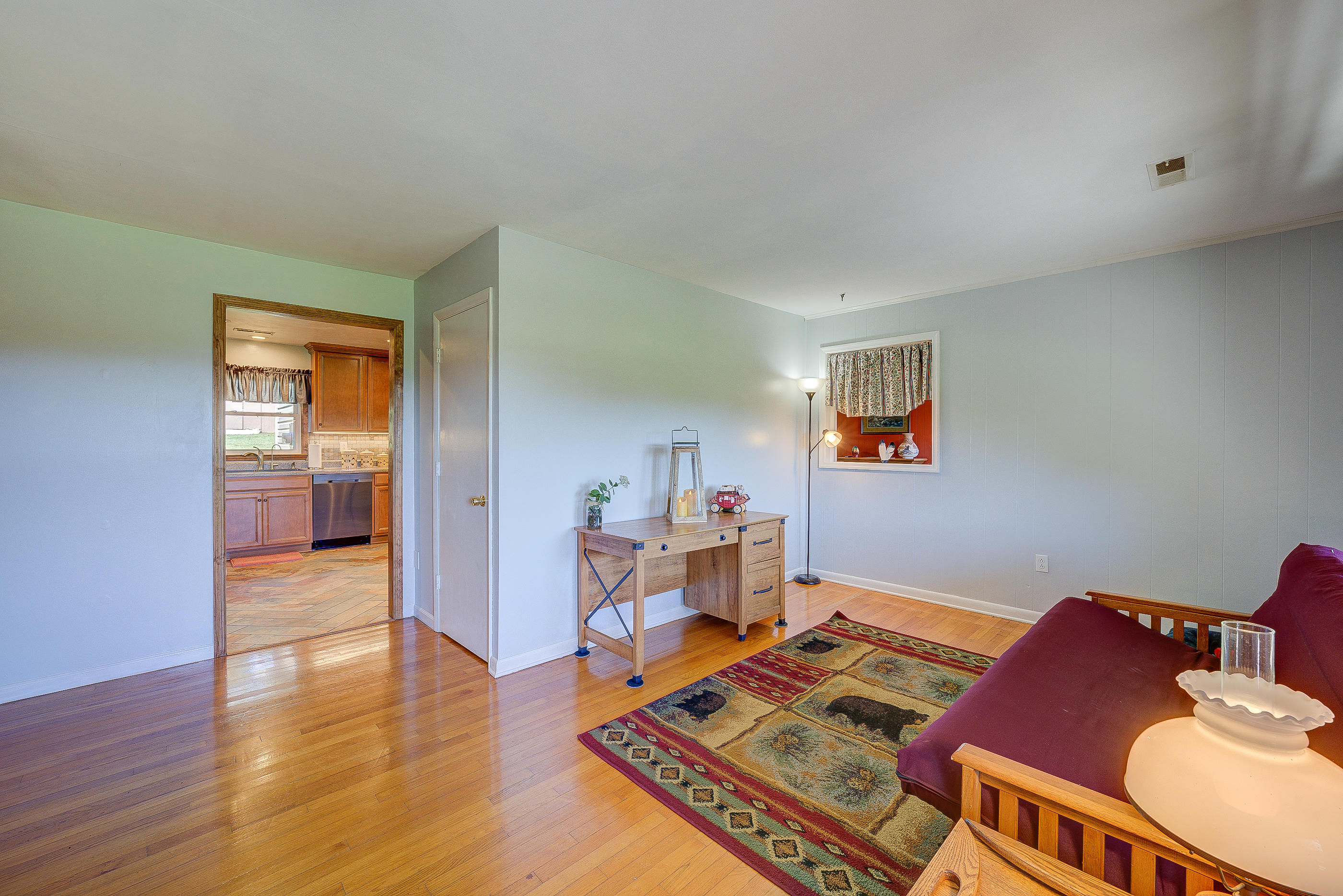 863 Flowing Spring Road Buchanan, VA 24066 - Photo 17 of 29 147