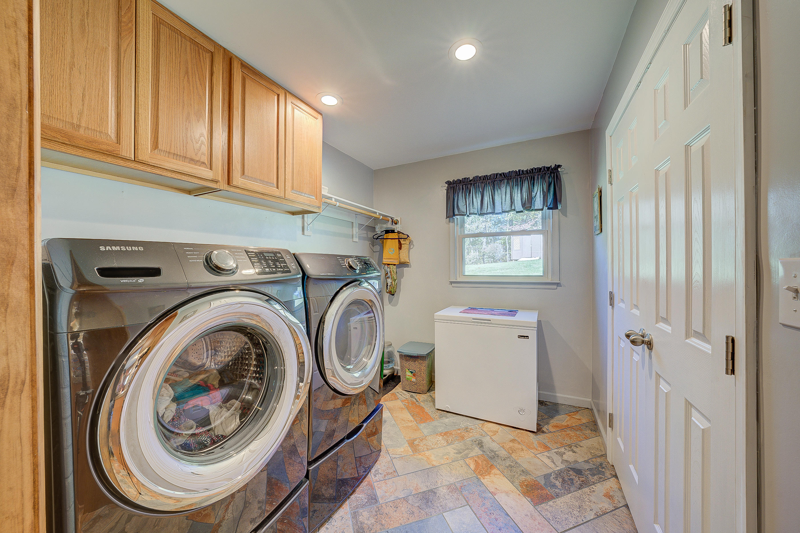 863 Flowing Spring Road Buchanan, VA 24066 - Photo 21 of 29 139