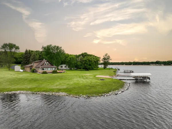 $664,900 | 14796 Maple Trail Southeast, Mentor, MN 56736