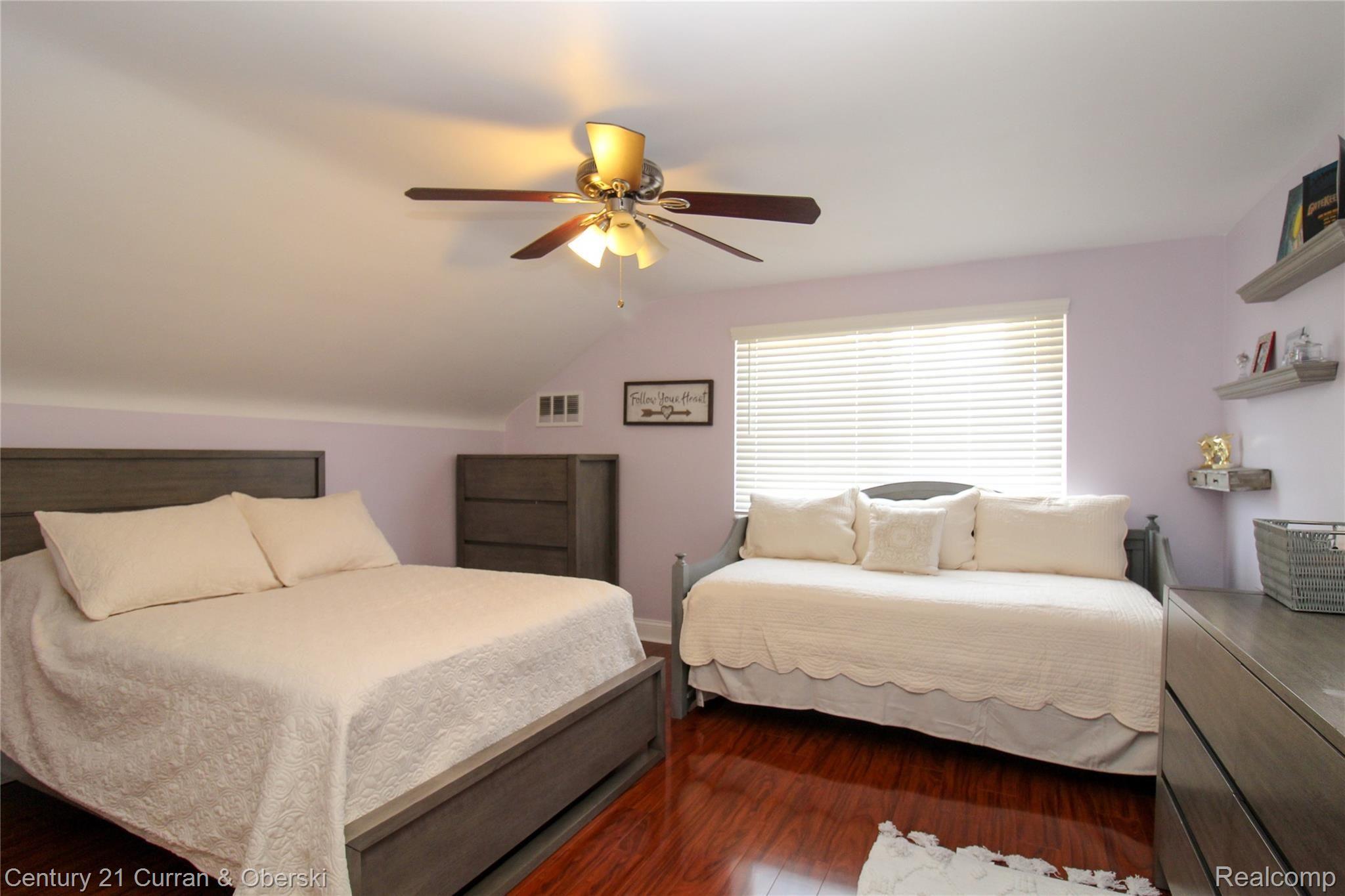 5272 Chase Road Dearborn, MI 48126 - Photo 19 of 47 Bedroom 2