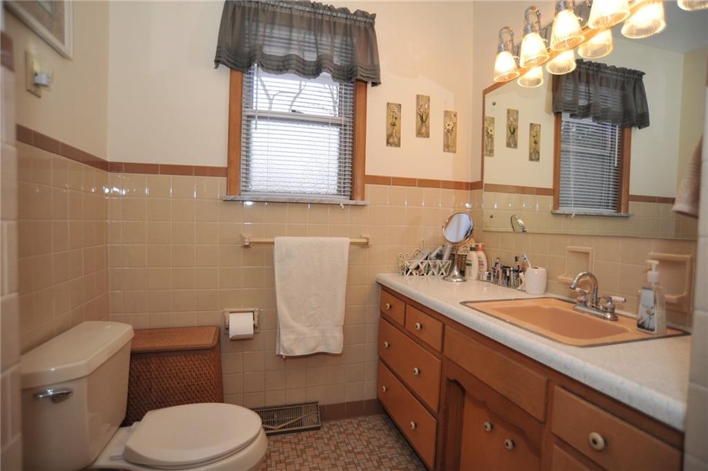 149 Bennington Road Indianapolis, IN 46227 - Photo 12 of 24 Gallery Image 12