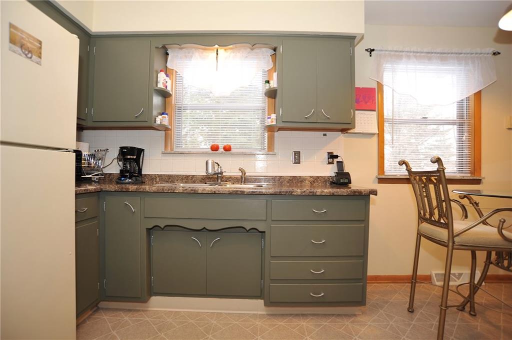 149 Bennington Road Indianapolis, IN 46227 - Photo 7 of 24 Gallery Image 7