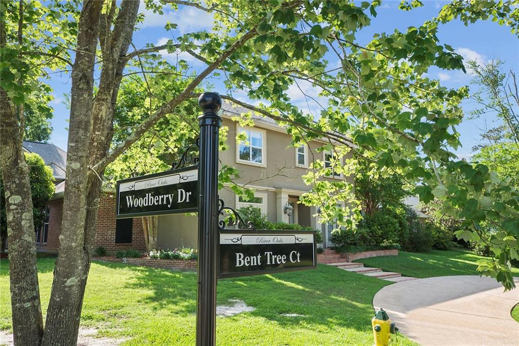 112 Bent Tree Court Covington, LA 70433 - Photo 1 of 35