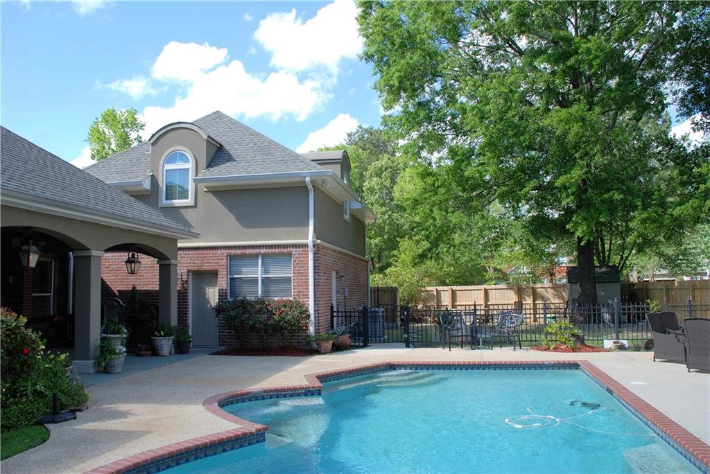 112 Bent Tree Court Covington, LA 70433 - Photo 2 of 35