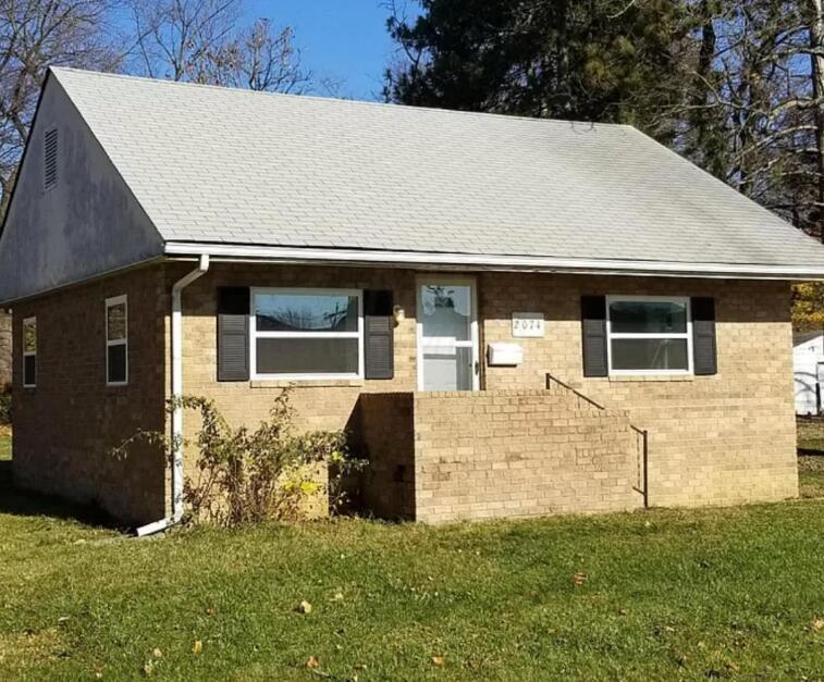 2074 East Cooke Road Columbus, OH 43224 - Photo 3 of 17 Front