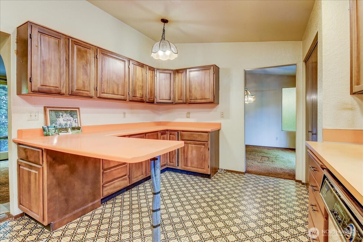 22905 35th Avenue Southeast Bothell, WA 98021 - Photo 12 of 25