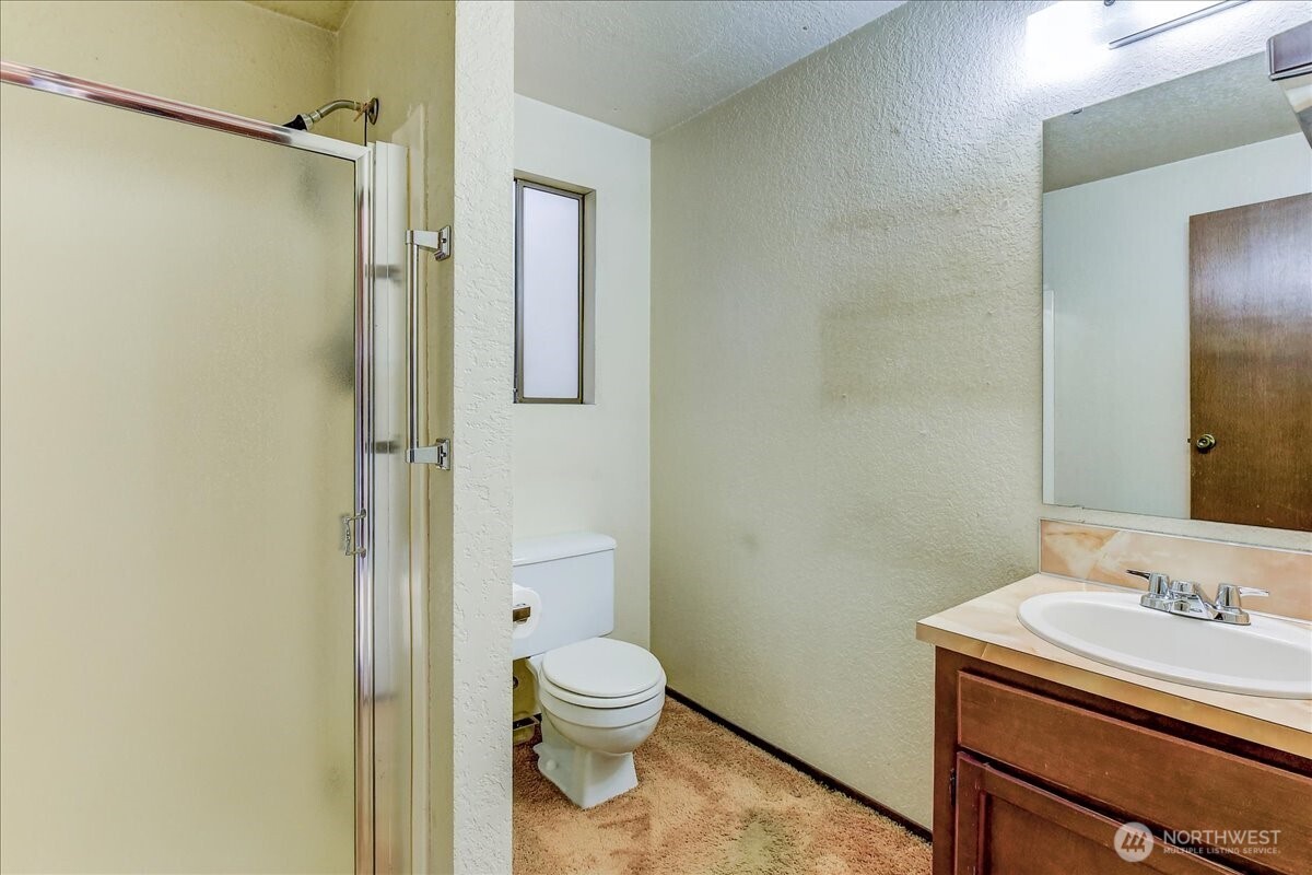 22905 35th Avenue Southeast Bothell, WA 98021 - Photo 14 of 25