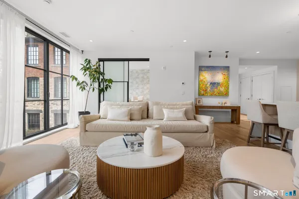 $2,150,000 | 41 Richmondville Avenue, Unit DUPLEX 1, Westport, CT 06880