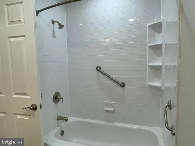 a bathroom with a tub