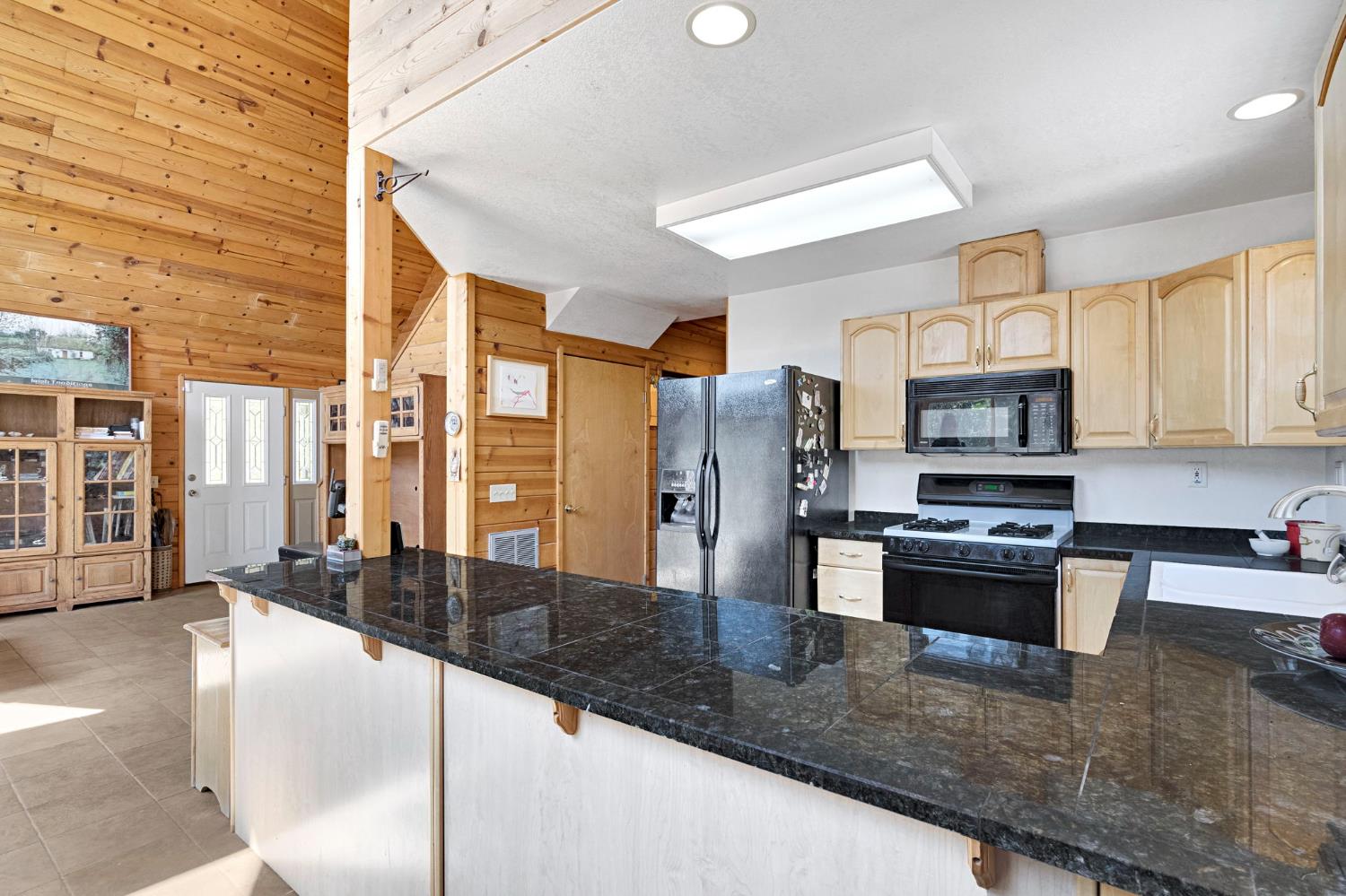 2471 Kokanee Road Mariposa, CA 95338 - Photo 11 of 40