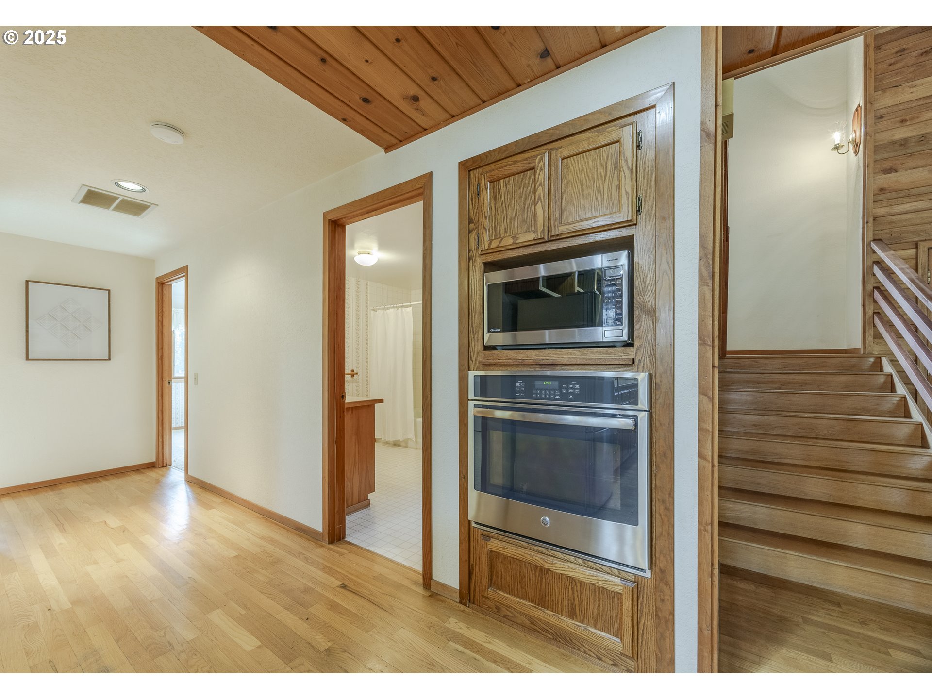 93715 River Road Junction City, OR 97448 - Photo 20 of 48 Gallery Image 20
